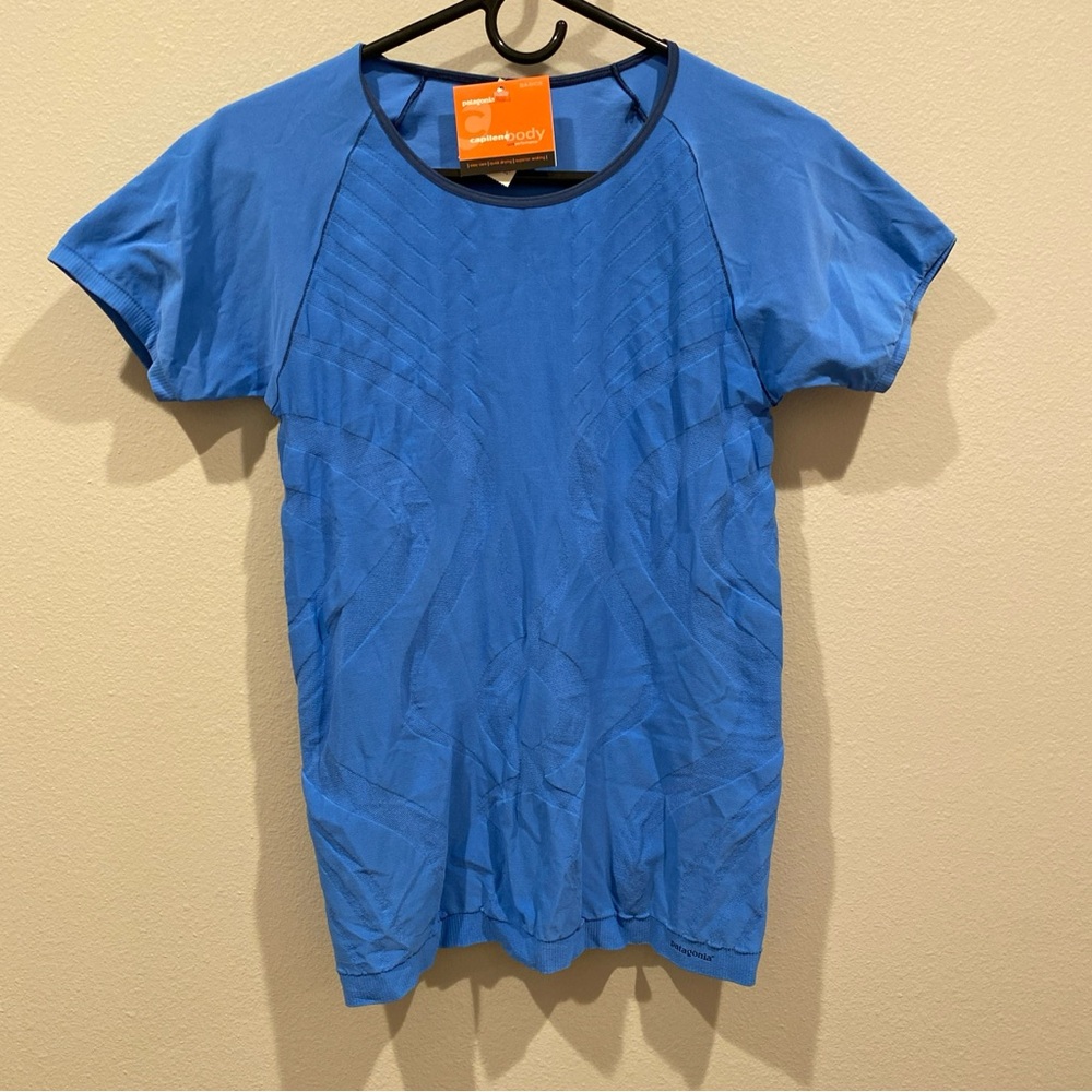 NWT‎ Patagonia Capilene Shirt Wmn’s L Blue Stretch Short Slve  RARE